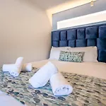 Apartament Olia Seaside 120m From The *