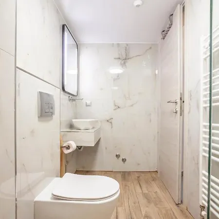 Olia Seaside 120m From The Apartment