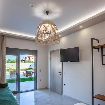 Olia Seaside 120m From The *