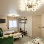 Διαμέρισμα Olia Seaside 120m From The