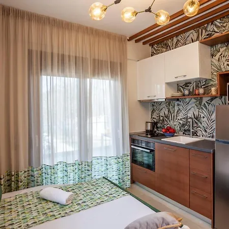 Olia Seaside 120m From The Beach *