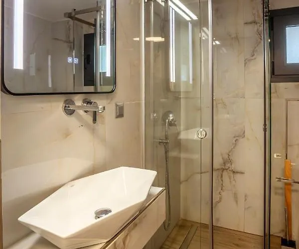 Lägenhet Olia Seaside 120m From The