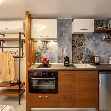Apartament Olia Seaside 120m From The *