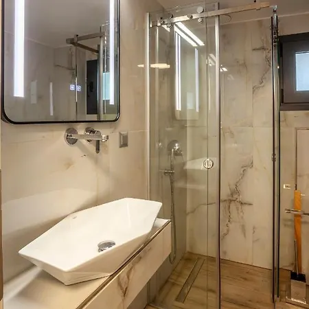 Апартаменты Olia Seaside 120m From The