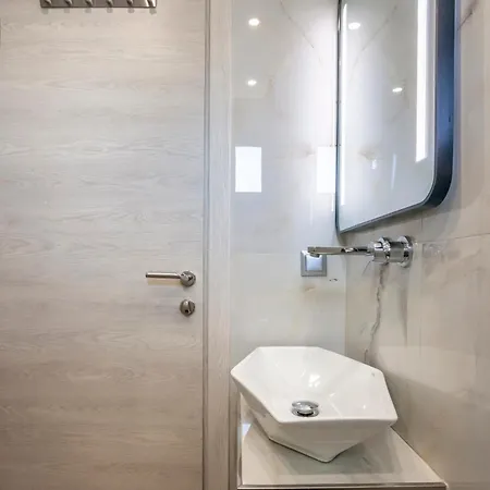 Апартаменты Olia Seaside 120m From The Пефкохори
