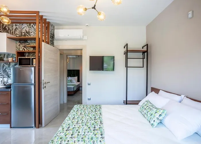 Olia Seaside 120m From The * Pefkochori