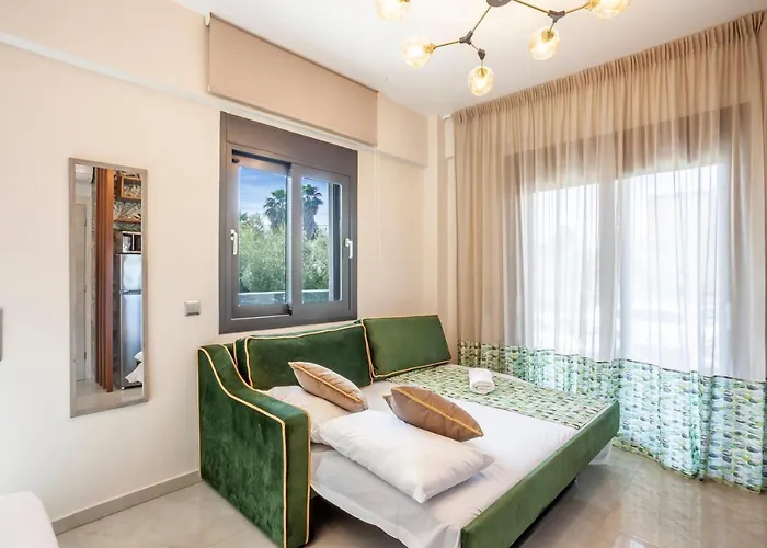 Olia Seaside 120m From The Apartament