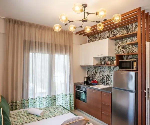 Olia Seaside 120m From The * Pefkochori