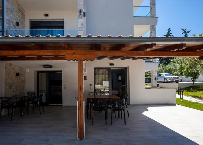 Olia Seaside 120m From The Apartament *